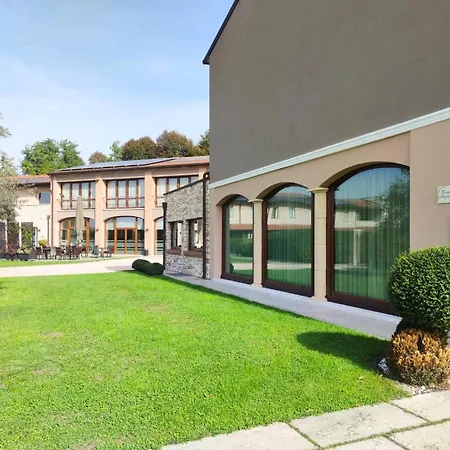 Tenuta Albertini Lantgård *